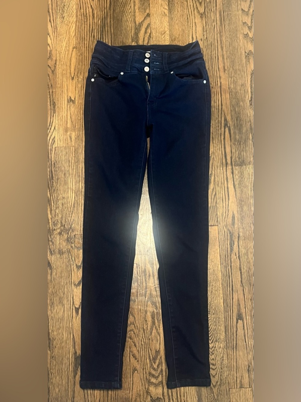 Women’s High-Waist Skinny Jeans